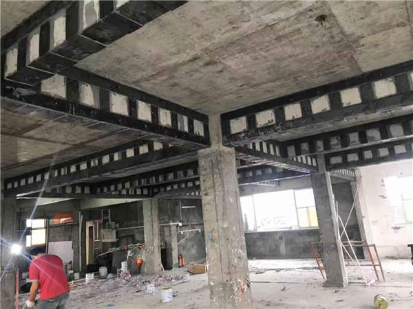 厂房梁粘贴钢板加固法 厂房梁粘贴钢板加固法